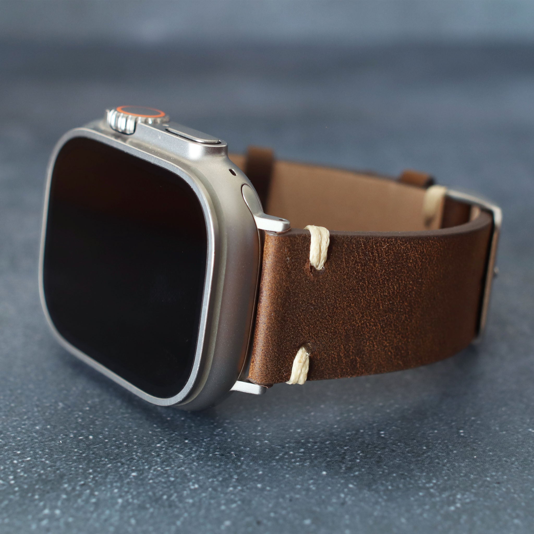 Classic Leather Watch Straps for an Apple Watch