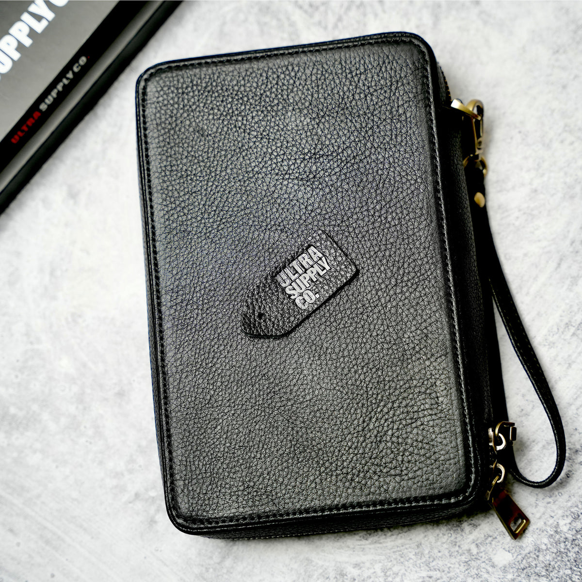 Handmade Leather Storage Case for Watch Bands – For Apple Watch, Samsung Galaxy Watch, Garmin